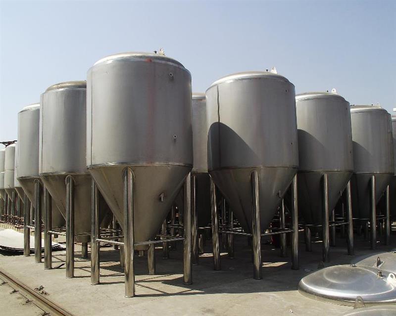 Beer fermentation equipment