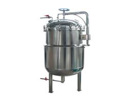 Vacuum staining tanks